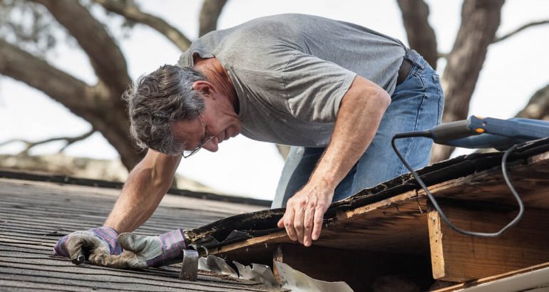 HOW TO PROTECT YOUR ROOF WHILST YOU WAIT FOR REPAIRS